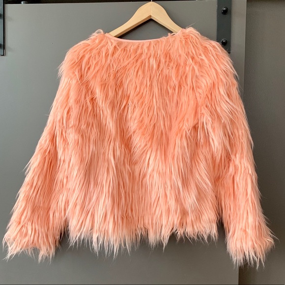 Pink fun fur jacket - Picture 3 of 8